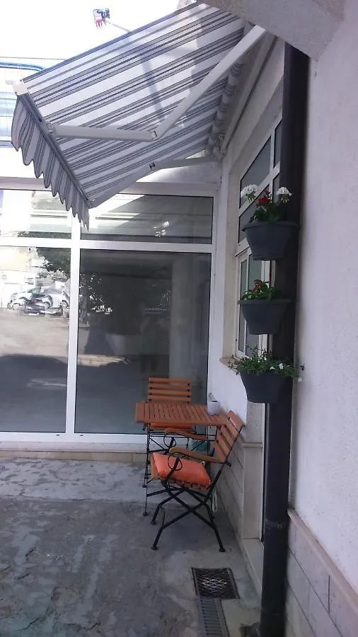 Swiss Holiday 4 Split Apartamento
